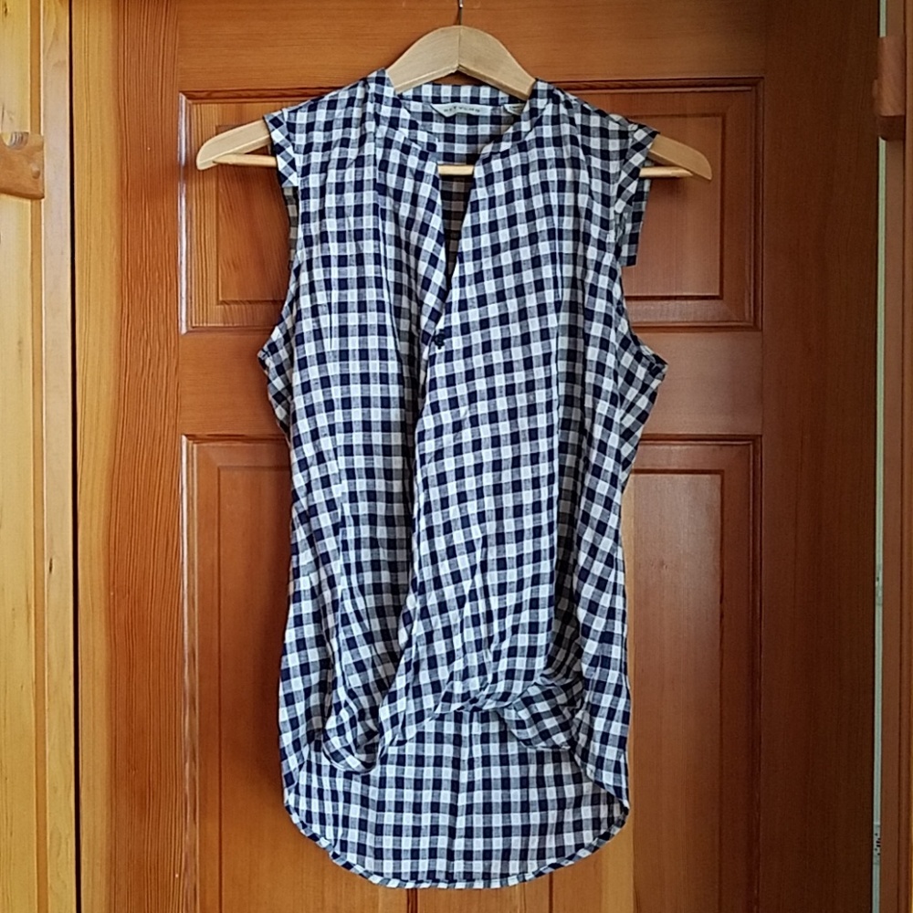 New-Anthropologie-Hi/lo sleevless plaid top